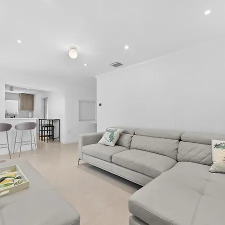 Villa Capri Cottage In The Heart Of Miami